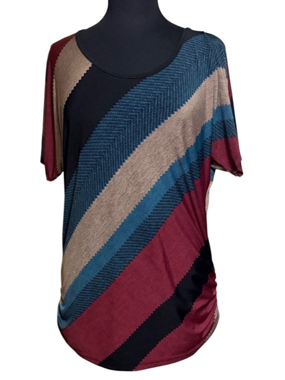 LAVISH Short-Sleeve Pullover Stripes & Chevron Pattern Blouse Women's Size M